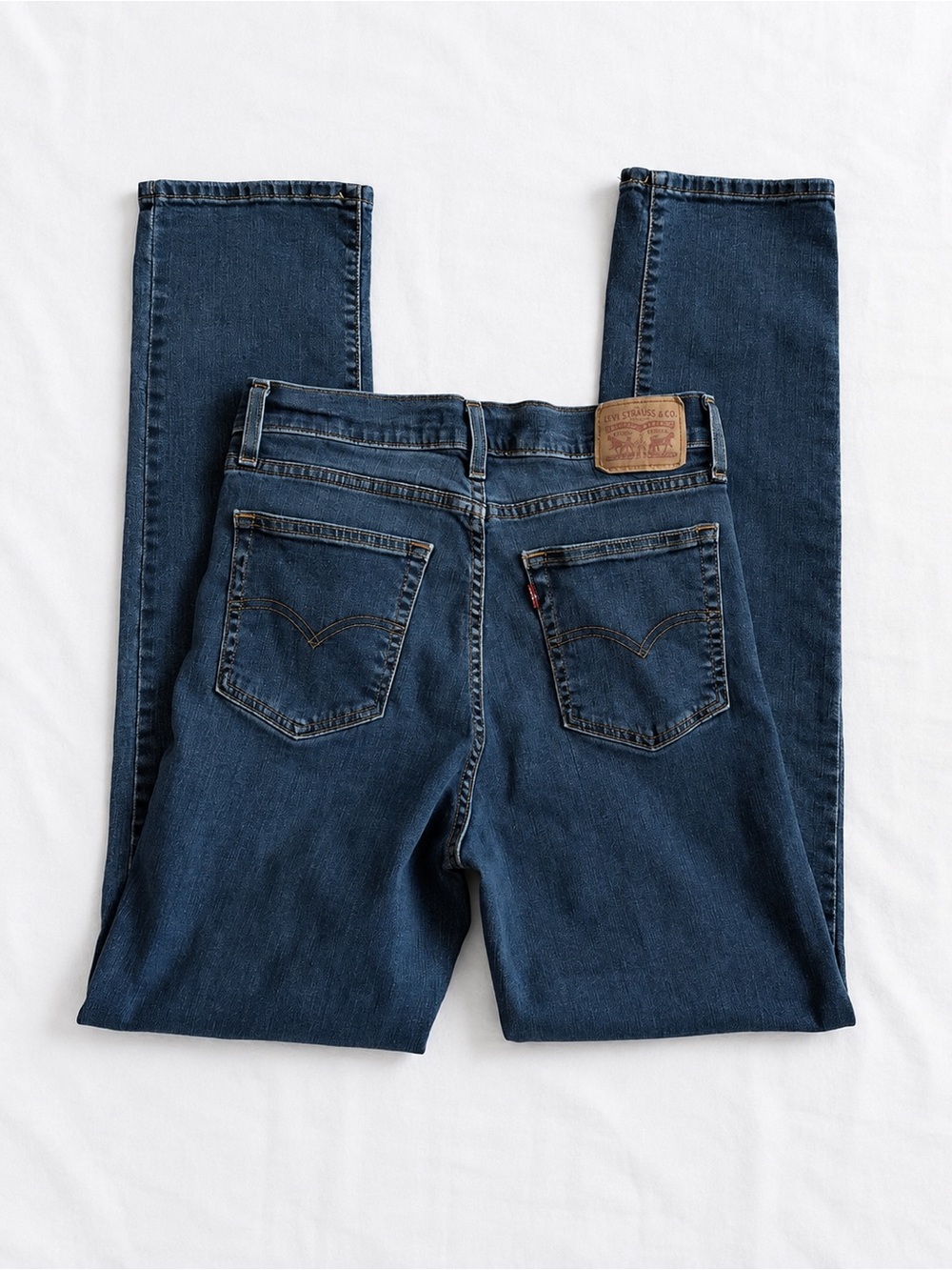 Levi’s 724 High Rise Straight Jeans Women’s Size 30 Distressed Medium Wash